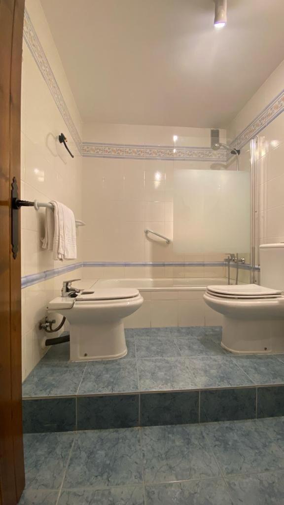 Apartamentos Nogueret เบนาสเก ภายนอก รูปภาพ